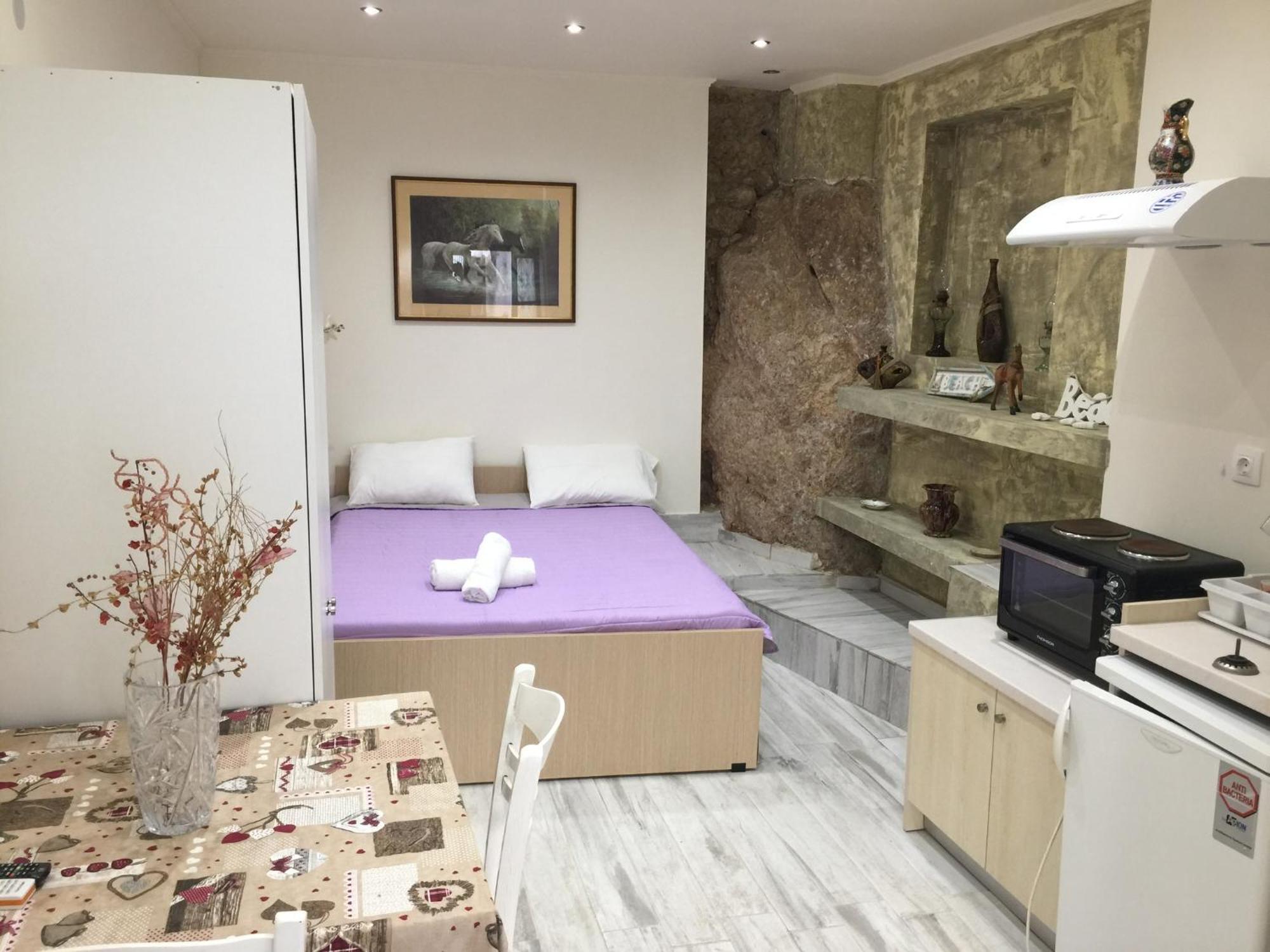 Agnes Rooms Pelekas Exterior photo